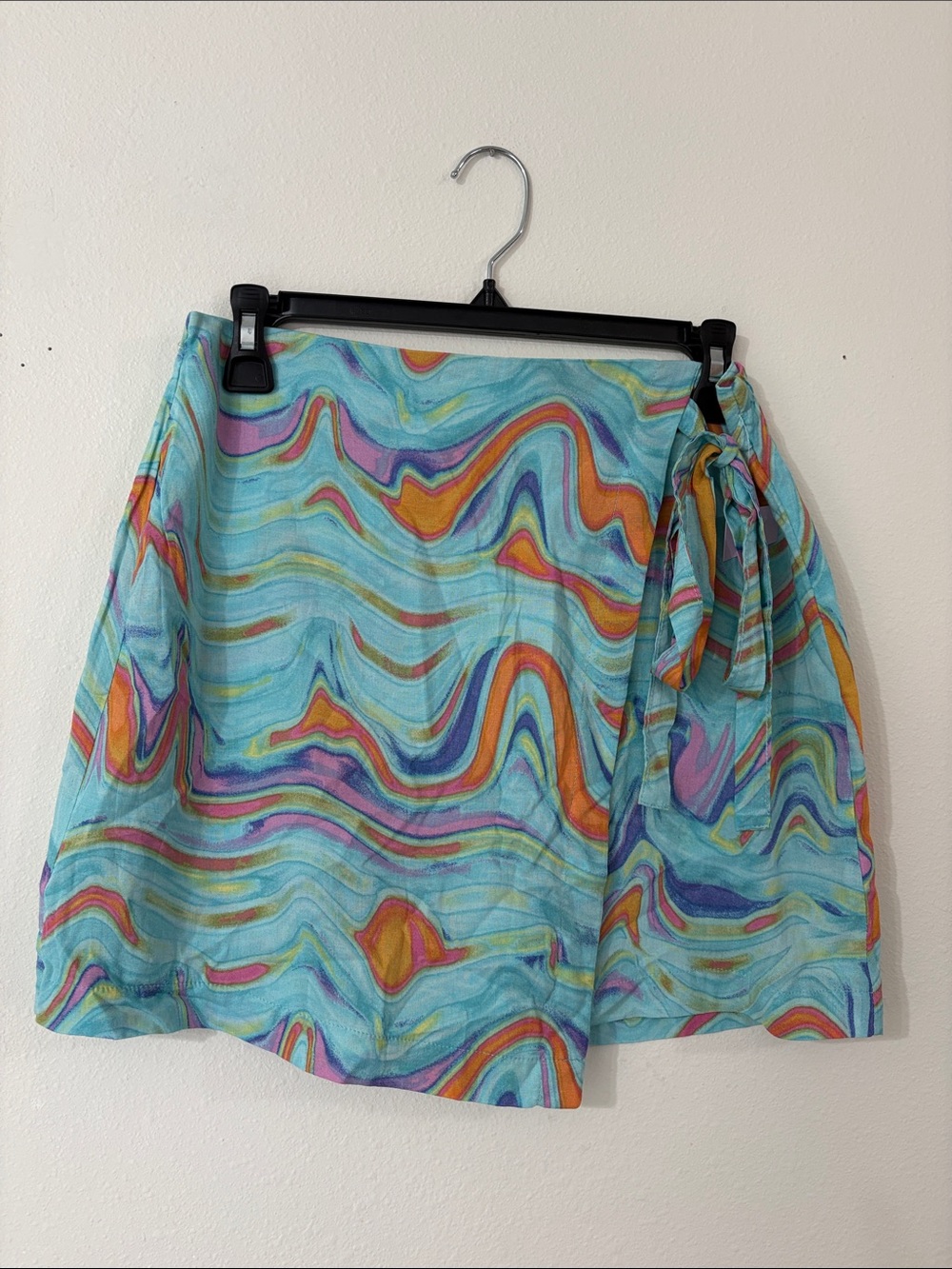NEW Wild Fable Swirl Wave Pattern Multi Color Wrap Mini Skirt Size S